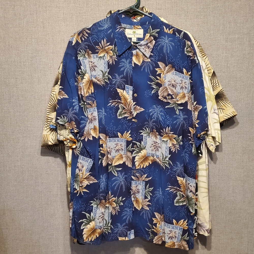 5 Qty Men's Size 2XL Button Down Hawaiian Shirts